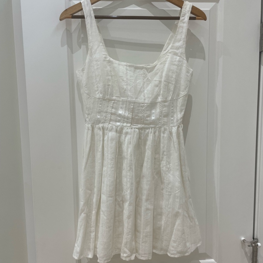 Princess Polly Textured White Fabric